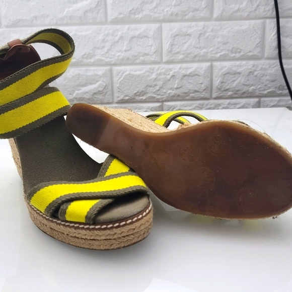 Tory Burch wedges - size 9 - Picture 2 of 2